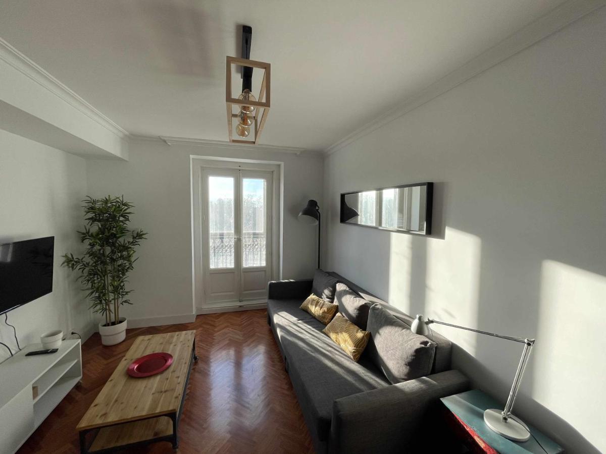 Apartamento Con Vistas Al Parque Del Retiro マドリード エクステリア 写真