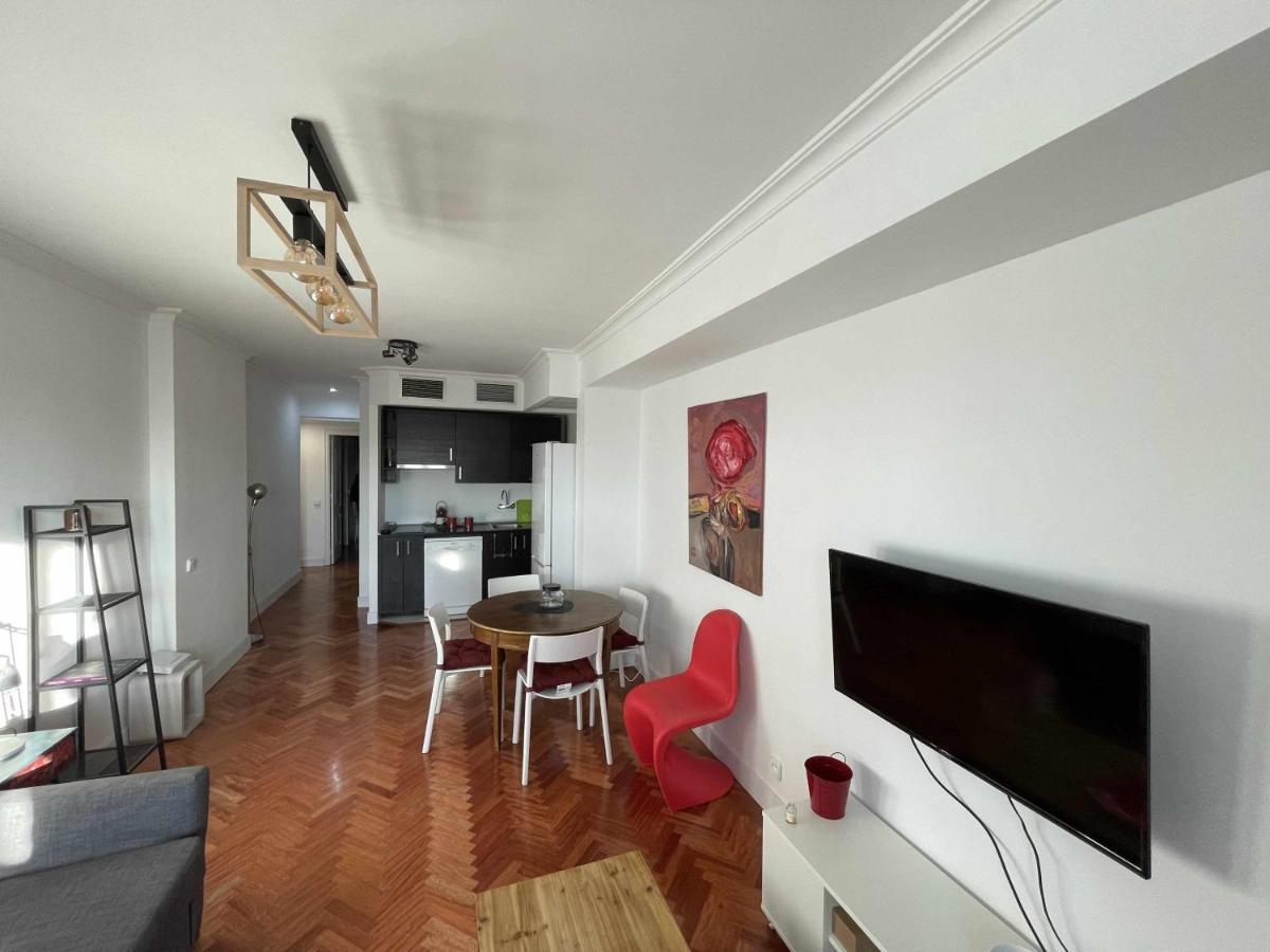 Apartamento Con Vistas Al Parque Del Retiro マドリード エクステリア 写真