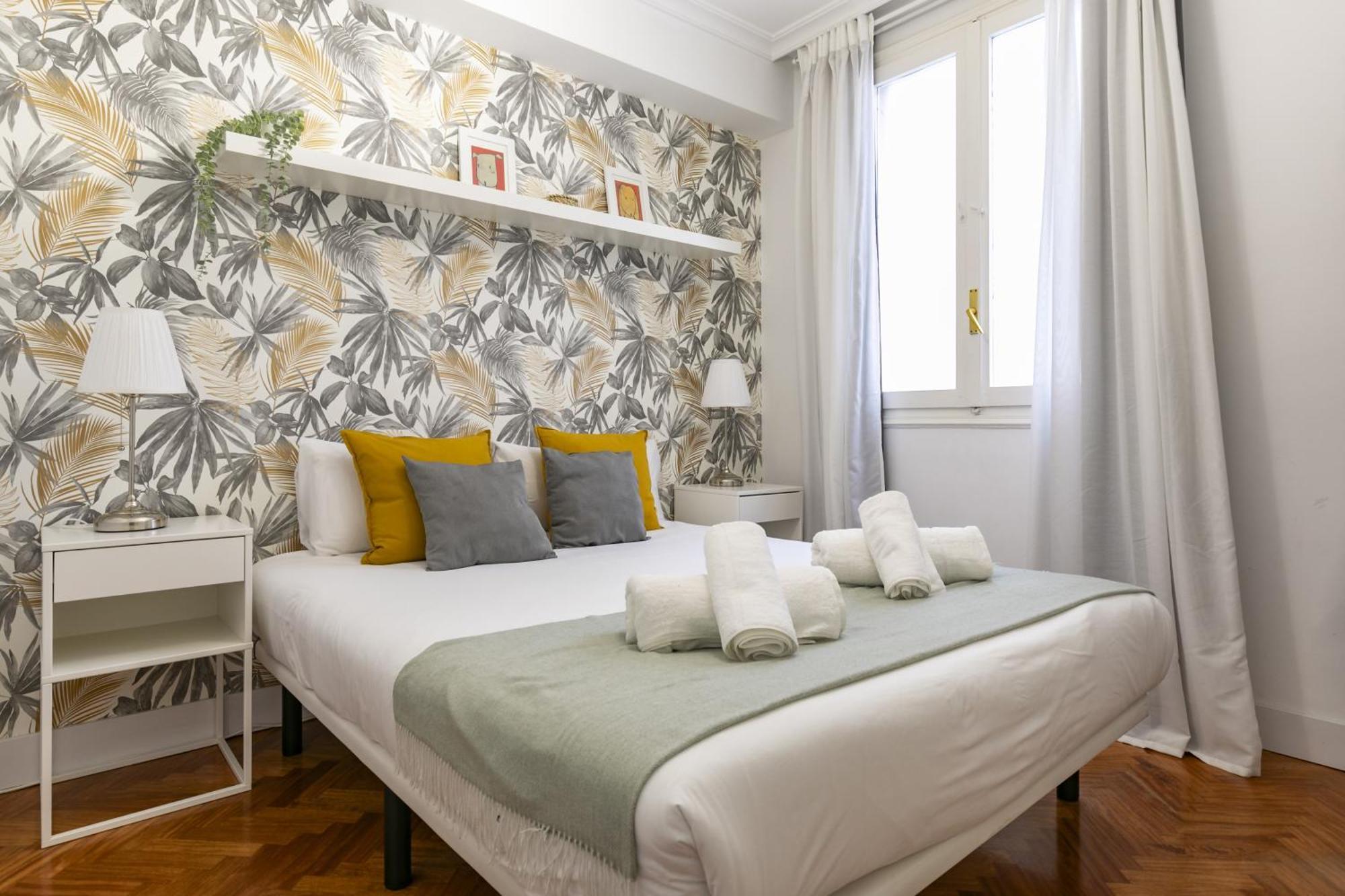 Apartamento Con Vistas Al Parque Del Retiro マドリード エクステリア 写真